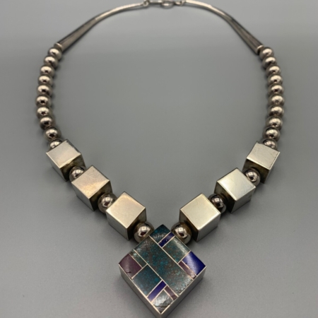 21148 Navajo ray tracey gemtsone necklace