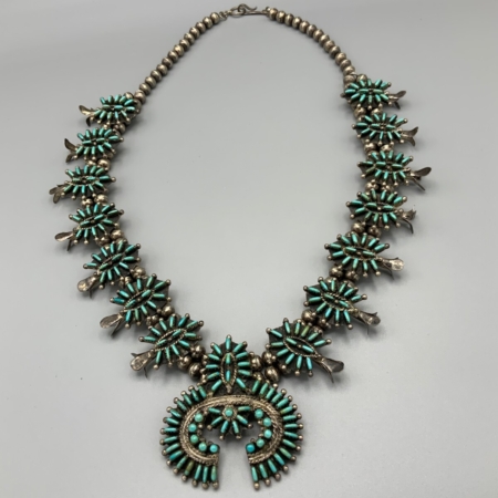 Zuni historice necklace full